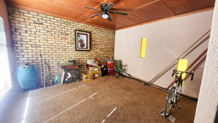 3 Bedroom Property for Sale in La Hoff North West